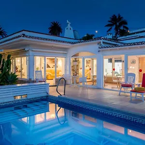 Relaxing Heated Pool Luxurious Views Massage , Santa Úrsula Spanien