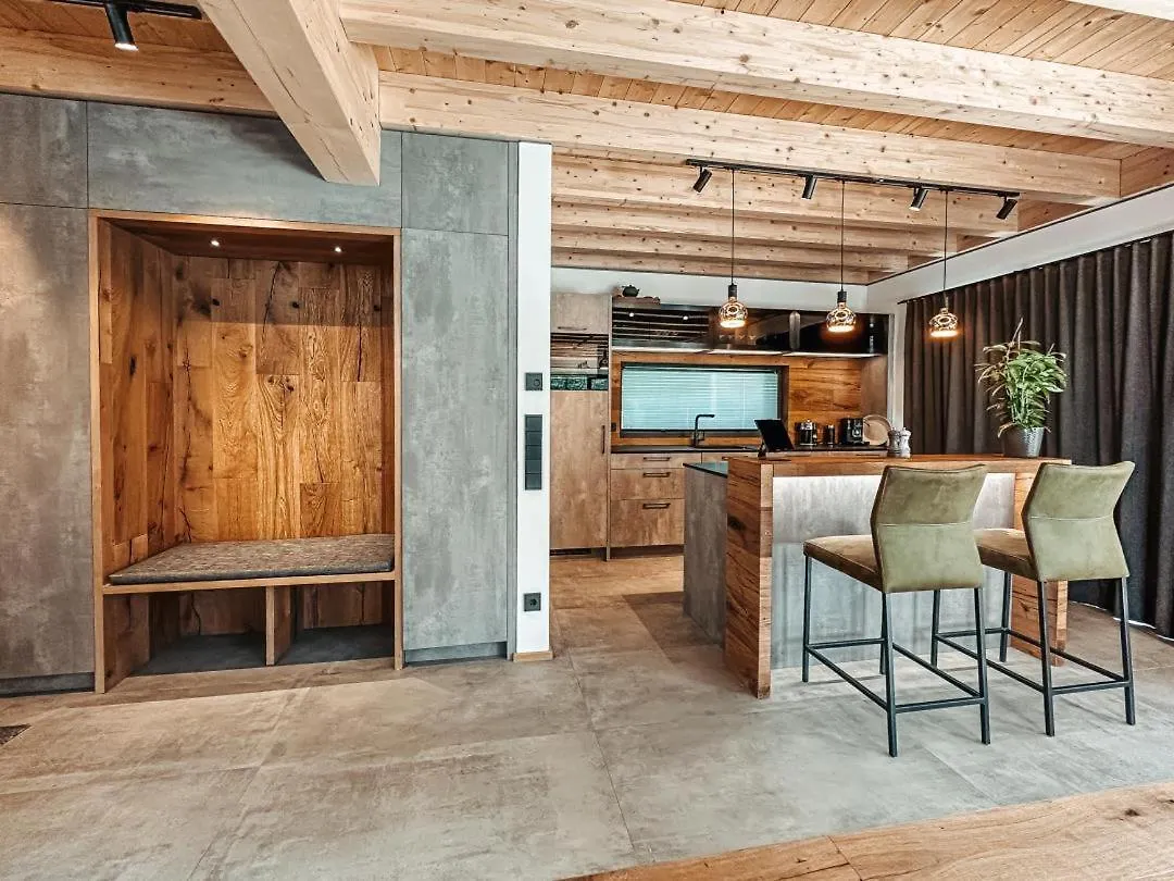 Zsam Chalets Mit Sauna Und Hottub Garmisch-Partenkirchen 0*,  Germany