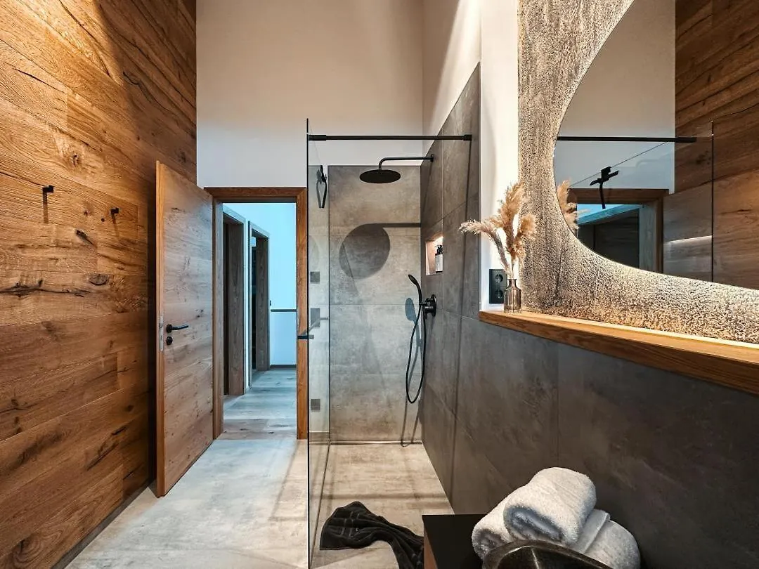 Zsam Chalets Mit Sauna Und Hottub Garmisch-Partenkirchen Germany