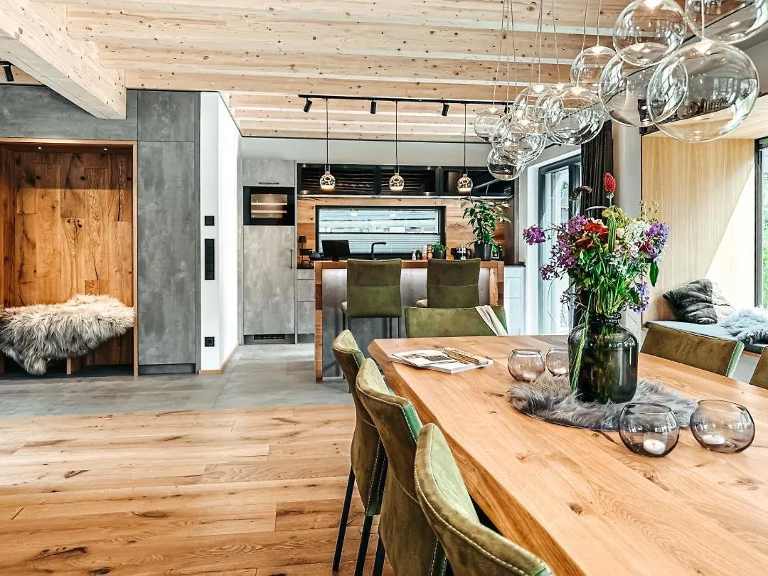 Zsam Chalets Mit Sauna Und Hottub Garmisch-Partenkirchen